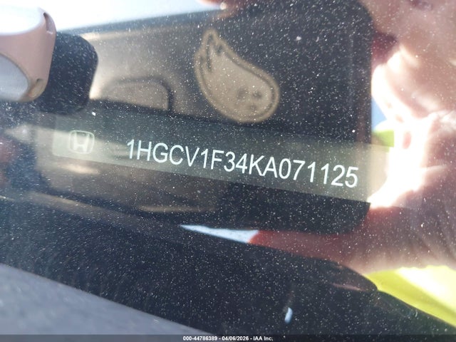 Продаж на аукціоні авто 2019 Honda Accord Sport, vin: 1HGCV1F34KA071125, номер лоту: 44786389
