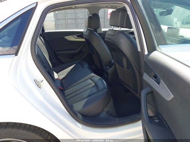 2017 AUDI A4 WAUENAF47HN001066 Photo 7