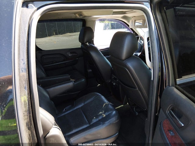 44786403 :رقم المزاد ، 1GYS4JEF0DR279901 vin ، 2013 Cadillac Escalade Esv Premium مزاد بيع
