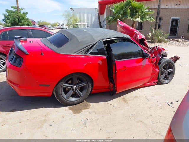 1ZVBP8EM3E5224837 Ford Mustang V6 Premium