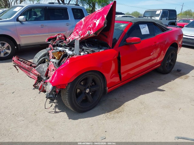 1ZVBP8EM3E5224837 Ford Mustang V6 Premium