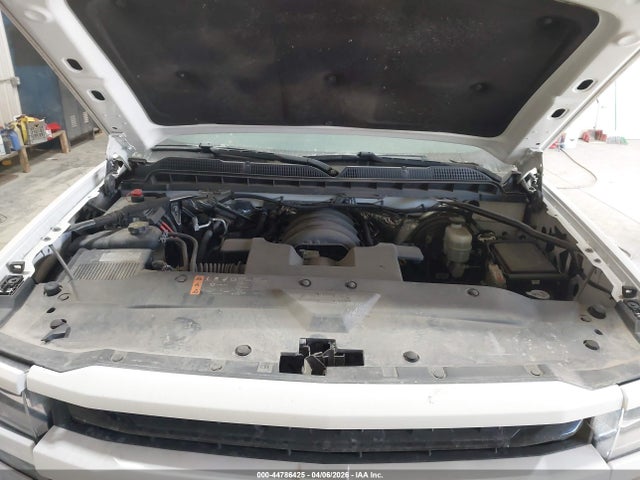 Продаж на аукціоні авто 2018 Chevrolet Silverado 1500 2lt, vin: 1GCVKRECXJZ145003, номер лоту: 44786425