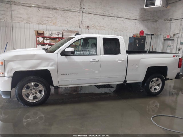 Продаж на аукціоні авто 2018 Chevrolet Silverado 1500 2lt, vin: 1GCVKRECXJZ145003, номер лоту: 44786425
