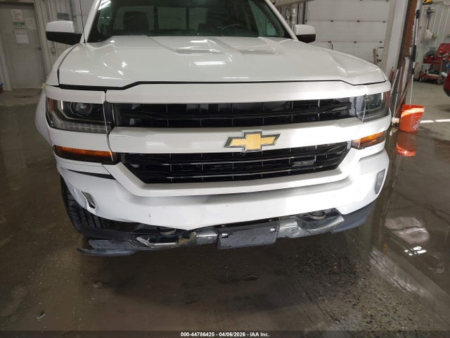 Продаж на аукціоні авто 2018 Chevrolet Silverado 1500 2lt, vin: 1GCVKRECXJZ145003, номер лоту: 44786425