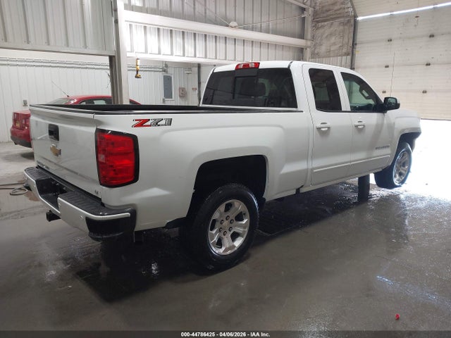 Продаж на аукціоні авто 2018 Chevrolet Silverado 1500 2lt, vin: 1GCVKRECXJZ145003, номер лоту: 44786425
