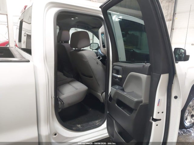 Продаж на аукціоні авто 2018 Chevrolet Silverado 1500 2lt, vin: 1GCVKRECXJZ145003, номер лоту: 44786425