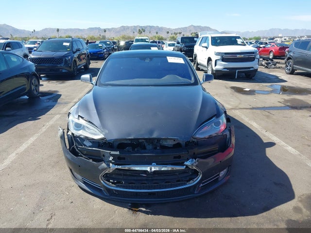 Tesla Model S 60/70/85 2015 5YJSA1E18FF118613 Image 11