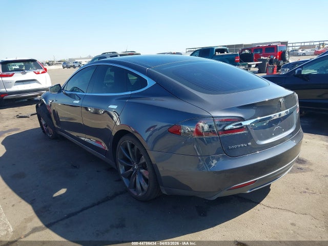 Tesla Model S 60/70/85 2015 5YJSA1E18FF118613 Image 3
