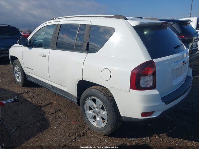 2016 Jeep Compass Latitude მანქანა იყიდება აუქციონზე, vin: 1C4NJCEA6GD619937, აუქციონის ნომერი: 44786436