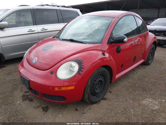 2010 Volkswagen New Beetle 2.5l Final Edition მანქანა იყიდება აუქციონზე, vin: 3VWPW3AG1AM011515, აუქციონის ნომერი: 44786446