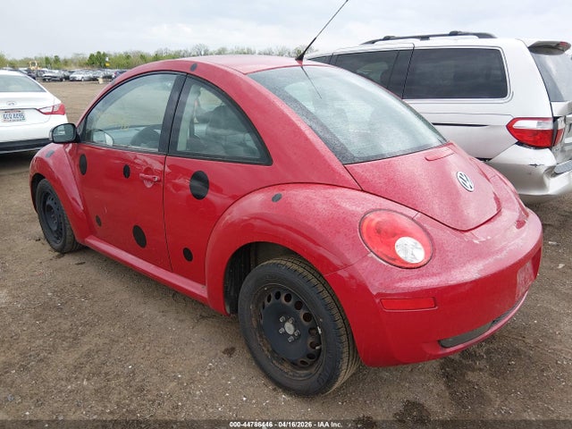 2010 Volkswagen New Beetle 2.5l Final Edition მანქანა იყიდება აუქციონზე, vin: 3VWPW3AG1AM011515, აუქციონის ნომერი: 44786446