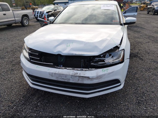 Продажа на аукционе авто 2017 Volkswagen Jetta 1.4t Se, vin: 3VWDB7AJ6HM374243, номер лота: 44786455