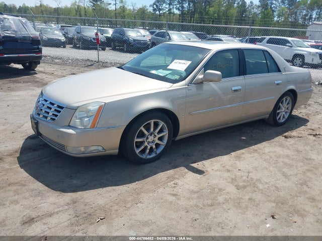 2008 CADILLAC DTS 1G6KD57978U153156 Photo 1