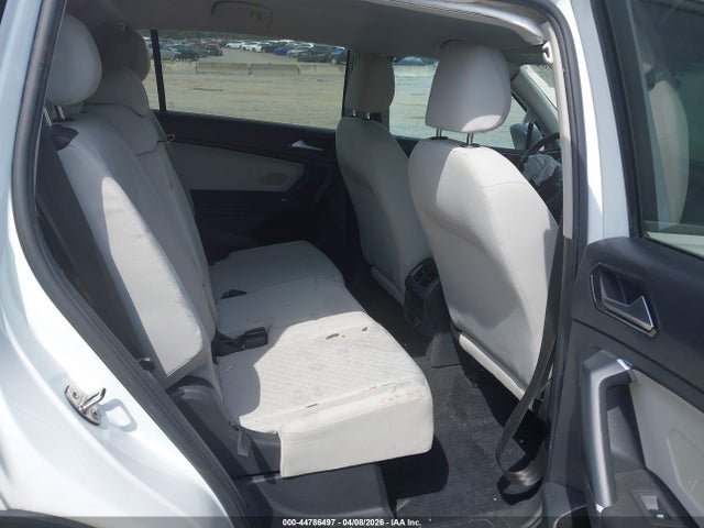 Auction sale of the 2018 Volkswagen Tiguan 2.0t S, vin: 3VV1B7AX1JM079830, lot number: 44786497