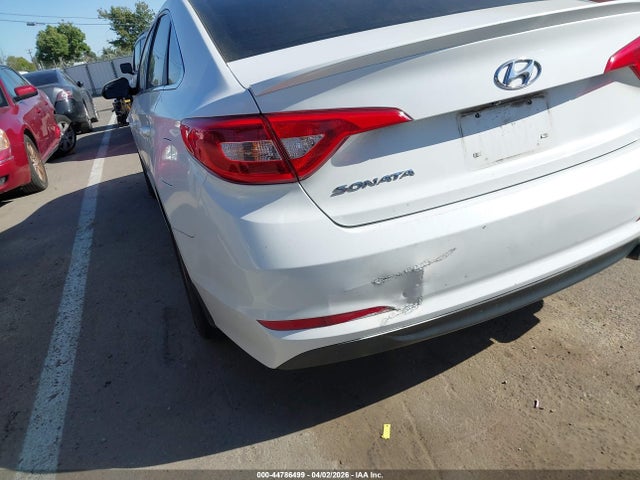 5NPE24AF8HH516891 Hyundai SONATA SE