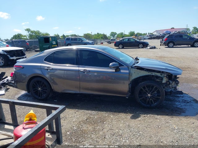 Aukcja sprzedaży 2022 Toyota Camry Xse Awd, vin: 4T1K61BK7NU054712, numer aukcji: 44786501