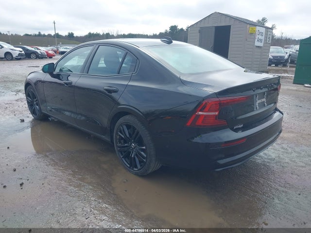 2023 VOLVO S60 RECHARGE PLUG-IN HYBRID 7JRH60FT4PG235121 Photo 2