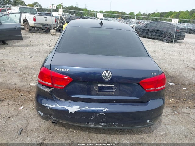 2014 Volkswagen Passat 1.8t Wolfsburg Edition მანქანა იყიდება აუქციონზე, vin: 1VWAT7A37EC100595, აუქციონის ნომერი: 44786548