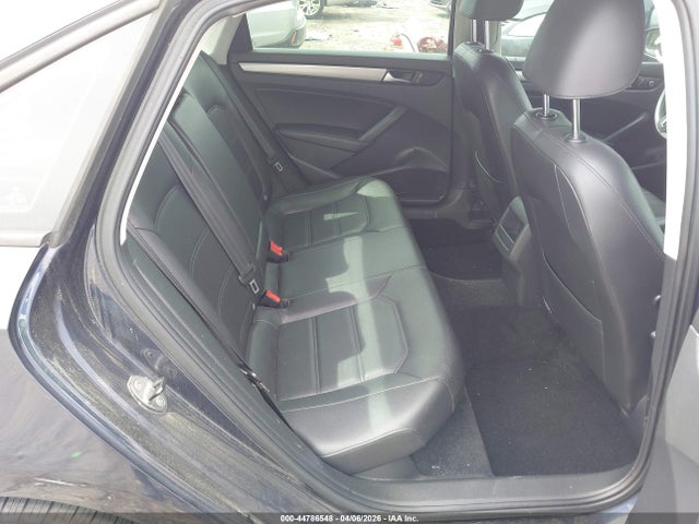 2014 Volkswagen Passat 1.8t Wolfsburg Edition მანქანა იყიდება აუქციონზე, vin: 1VWAT7A37EC100595, აუქციონის ნომერი: 44786548