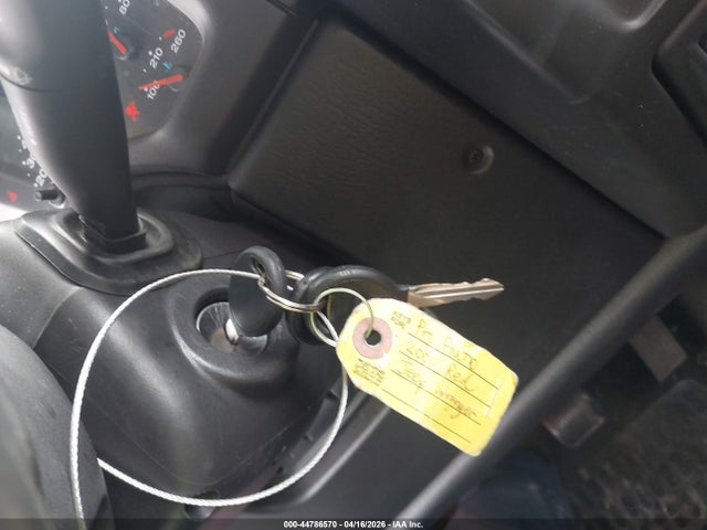 Продажа на аукционе авто 2001 Jeep Wrangler Sport, vin: 1J4FA49S61P330778, номер лота: 44786570