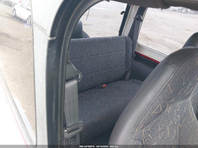 Продажа на аукционе авто 2001 Jeep Wrangler Sport, vin: 1J4FA49S61P330778, номер лота: 44786570