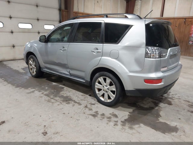 2010 MITSUBISHI OUTLANDER JA4AT3AW1AZ001794 Photo 2