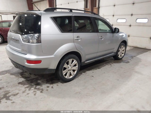2010 MITSUBISHI OUTLANDER JA4AT3AW1AZ001794 Photo 3