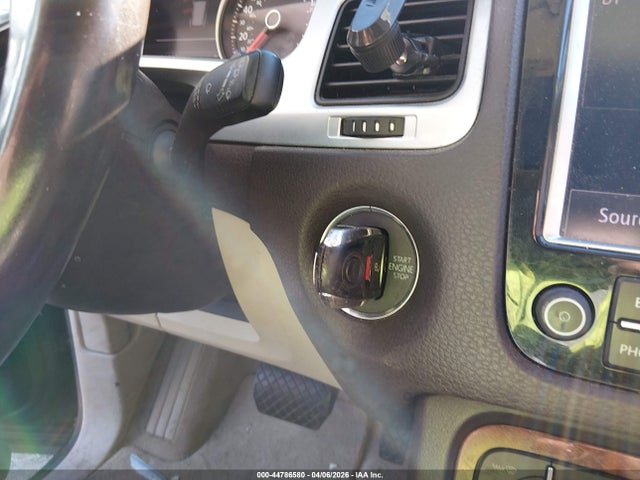 44786580 :رقم المزاد ، WVGEF9BP1ED001446 vin ، 2014 Volkswagen Touareg 3.6l Lux مزاد بيع