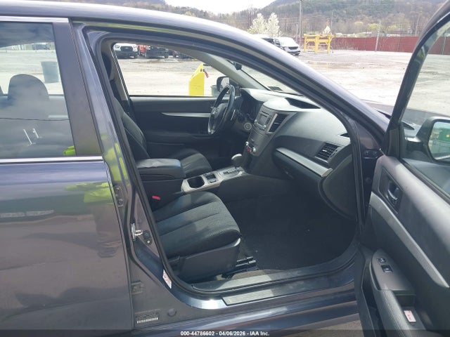 2014 Subaru Legacy 2.5i Premium მანქანა იყიდება აუქციონზე, vin: 4S3BMBC66E3005508, აუქციონის ნომერი: 44786602