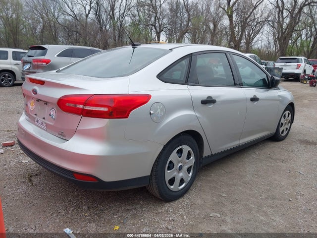2016 FORD FOCUS 1FADP3E22GL336899 Photo 3