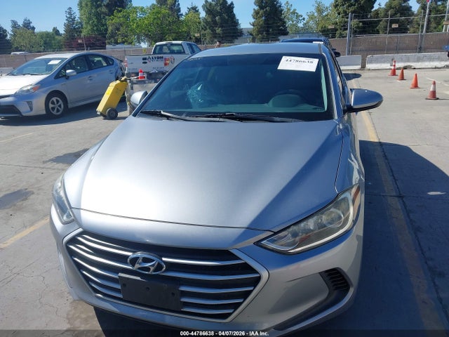 5NPD84LF2HH188147 Hyundai ELANTRA SE