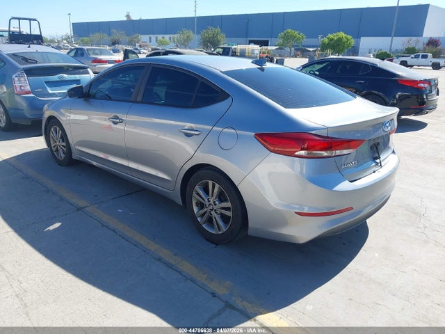 5NPD84LF2HH188147 Hyundai ELANTRA SE