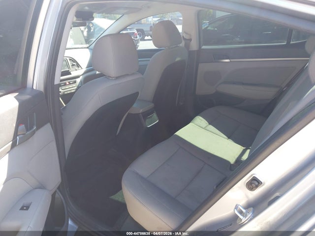 5NPD84LF2HH188147 Hyundai ELANTRA SE