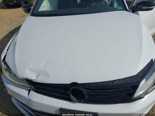 Продаж на аукціоні авто 2018 Volkswagen Jetta 1.8t Se Sport, vin: 3VWD17AJ7JM242004, номер лоту: 44786704