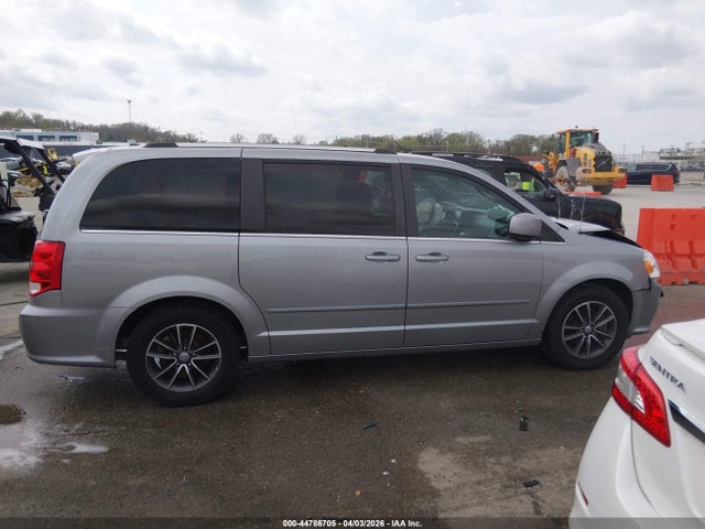 44786705 :رقم المزاد ، 2C4RDGCGXHR677409 vin ، 2017 Dodge Grand Caravan Sxt مزاد بيع
