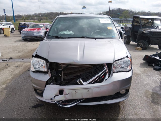 44786705 :رقم المزاد ، 2C4RDGCGXHR677409 vin ، 2017 Dodge Grand Caravan Sxt مزاد بيع