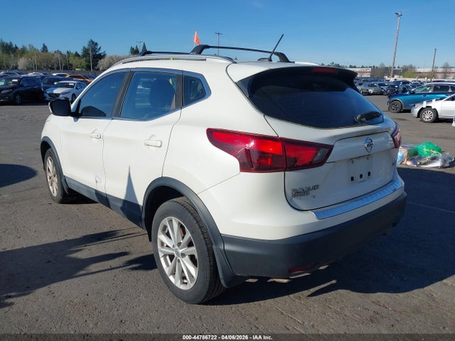 JN1BJ1CR4HW105318 Nissan Rogue Sport Sv