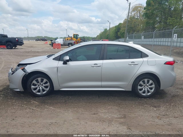2022 Toyota Corolla Le მანქანა იყიდება აუქციონზე, vin: 5YFEPMAE2NP312448, აუქციონის ნომერი: 44786731