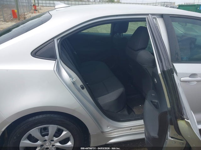 2022 Toyota Corolla Le მანქანა იყიდება აუქციონზე, vin: 5YFEPMAE2NP312448, აუქციონის ნომერი: 44786731