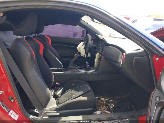 2015 SCION FR-S JF1ZNAA15F9711032 Photo 4