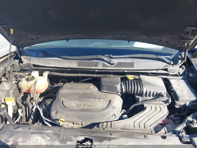 44786778 :رقم المزاد ، 2C4RC1DG3MR566452 vin ، 2021 Chrysler Voyager Lxi مزاد بيع