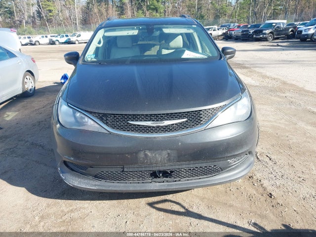 44786778 :رقم المزاد ، 2C4RC1DG3MR566452 vin ، 2021 Chrysler Voyager Lxi مزاد بيع