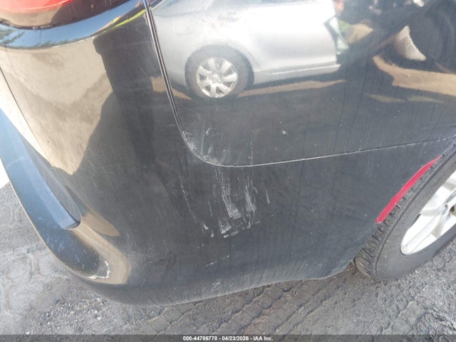 44786778 :رقم المزاد ، 2C4RC1DG3MR566452 vin ، 2021 Chrysler Voyager Lxi مزاد بيع