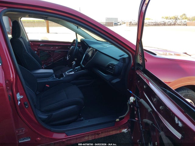 4S3BWAF63M3010776 Subaru Legacy Premium