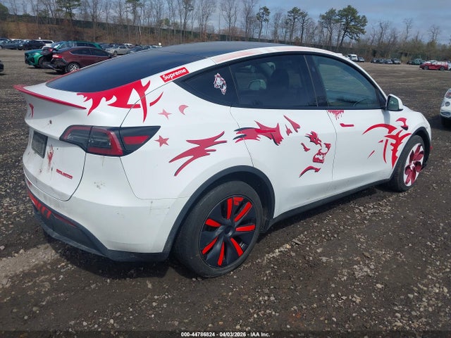 44786824 :رقم المزاد ، 7SAYGDEE1RF158505 vin ، 2024 Tesla Model Y Long Range Dual Motor All-wheel Drive مزاد بيع