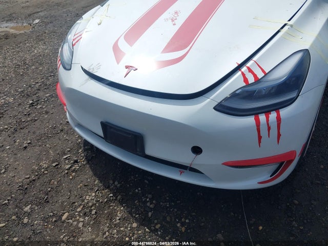 44786824 :رقم المزاد ، 7SAYGDEE1RF158505 vin ، 2024 Tesla Model Y Long Range Dual Motor All-wheel Drive مزاد بيع
