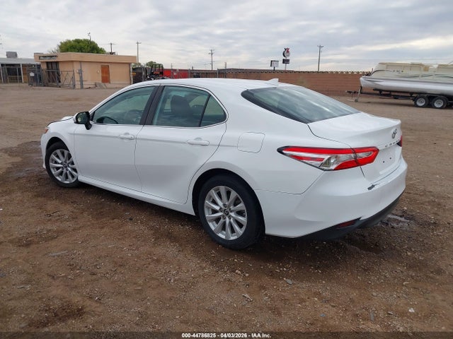 Продаж на аукціоні авто 2019 Toyota Camry Le, vin: 4T1B11HK8KU852945, номер лоту: 44786825