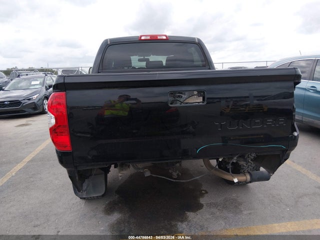 5TFEM5F12HX113328 Toyota Tundra Sr5 4.6l V8