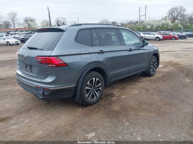 3VVFB7AX8RM010828 Volkswagen Tiguan 2.0t S