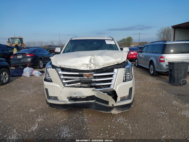 Aukcja sprzedaży 2015 Cadillac Escalade Esv Luxury, vin: 1GYS4SKJ1FR728584, numer aukcji: 44786871